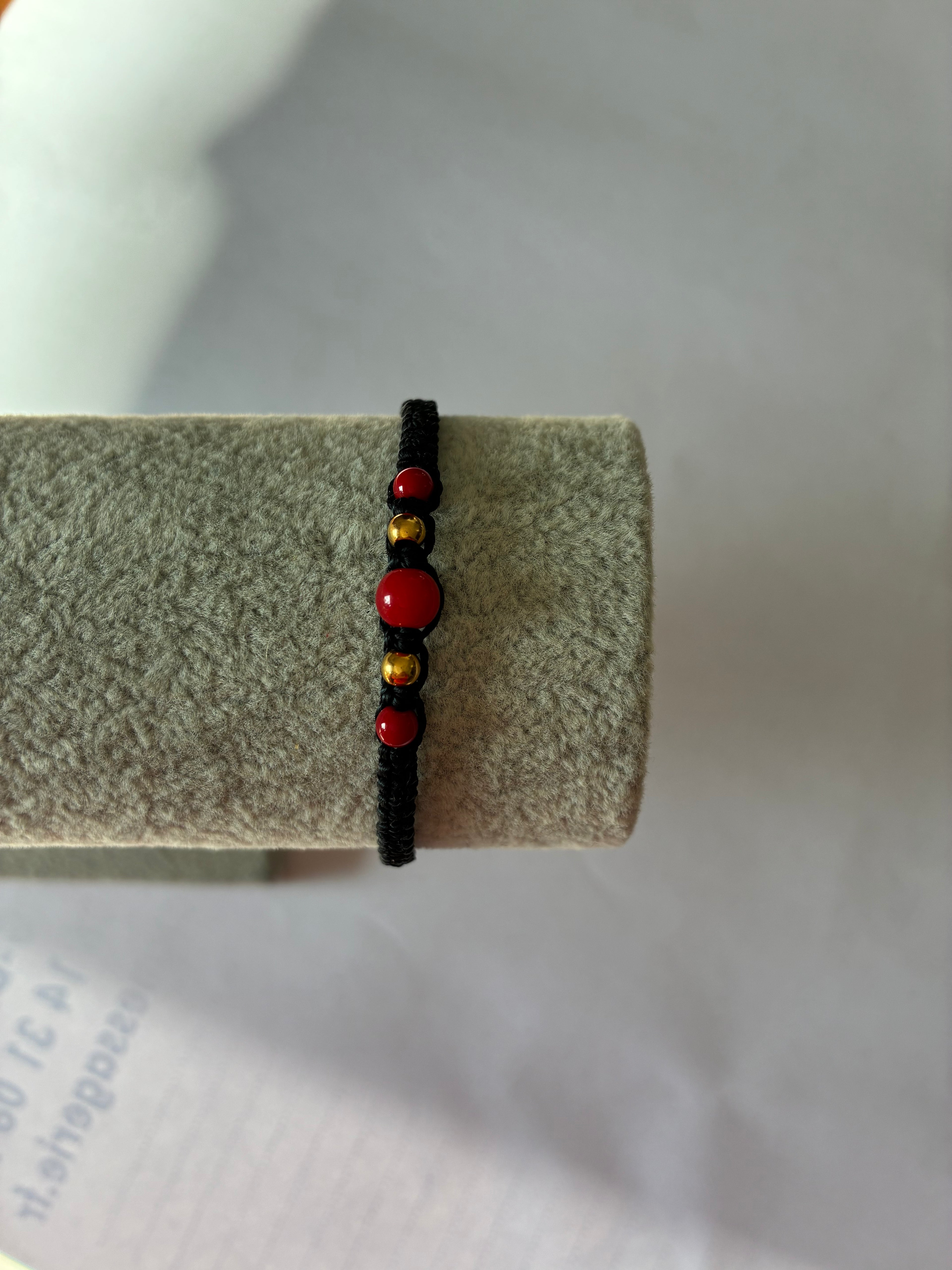 Bracelet macramé simple avec perles personnalisables