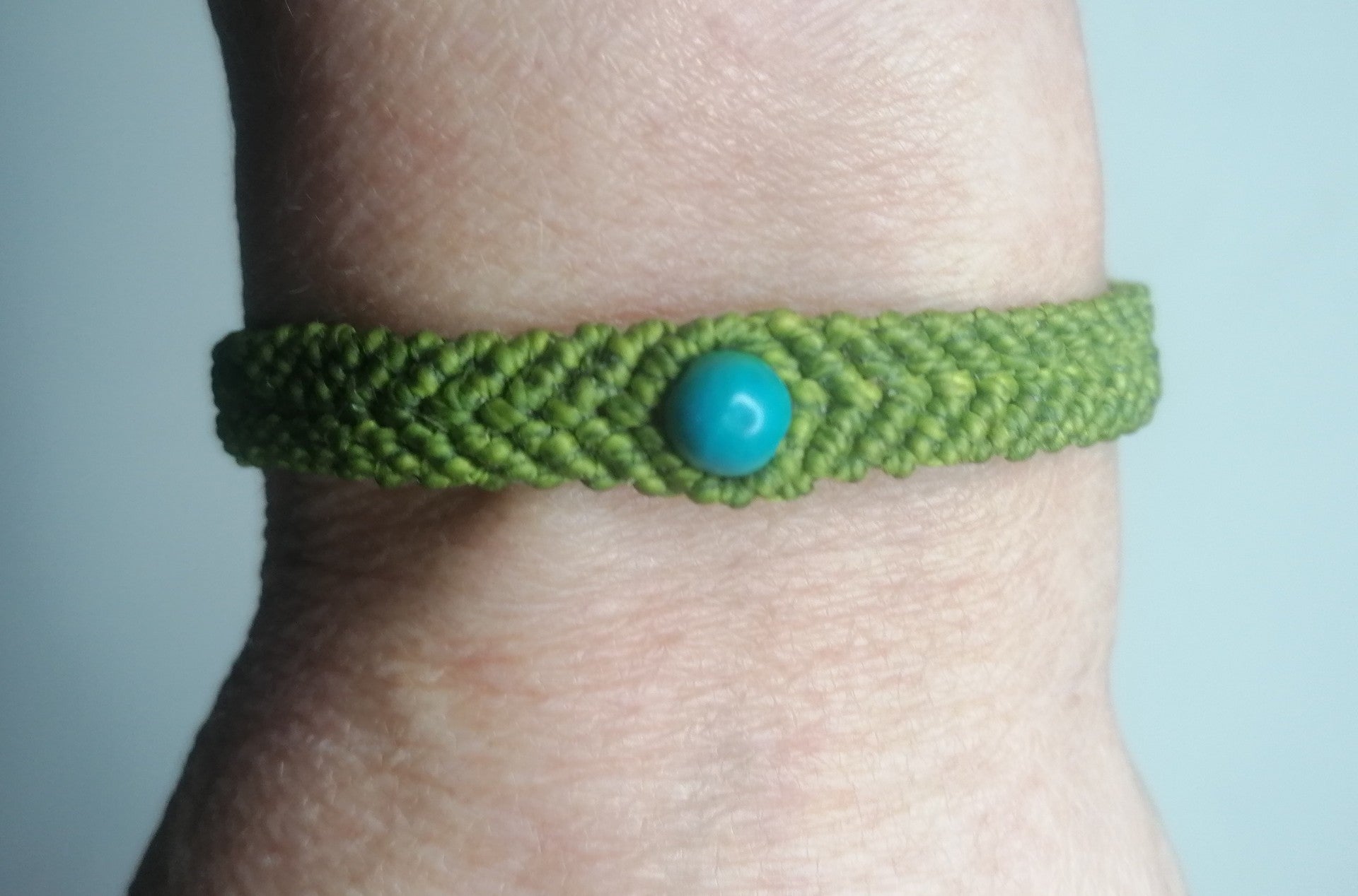 Bracelet macramé simple avec perles personnalisables